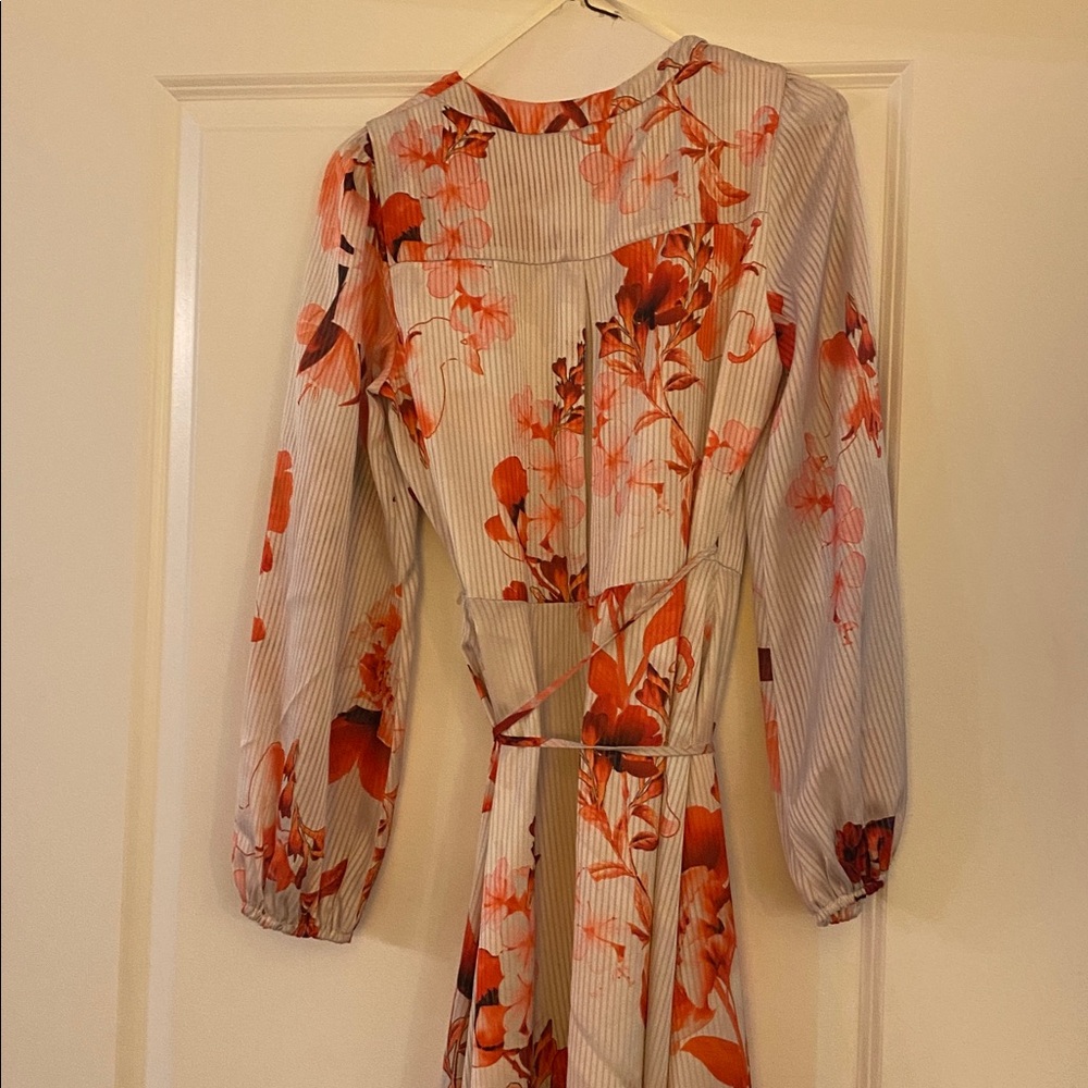 Chic Floral Long Sleeve Dress - Picture 4 of 4